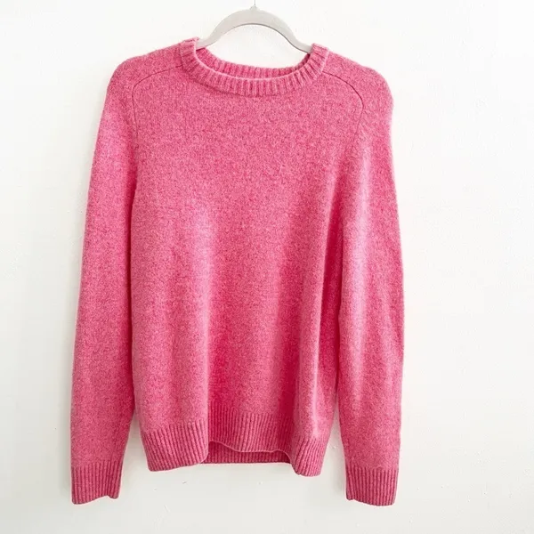 NEW H&M WOOL Sweater Medium Crew Neck Long Sleeve Ribbed Hem bubble gum pink - Image 5