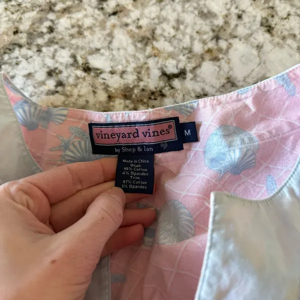 Vineyard Vines Pink Seashell Print Tunic Top Size Medium - Image 7