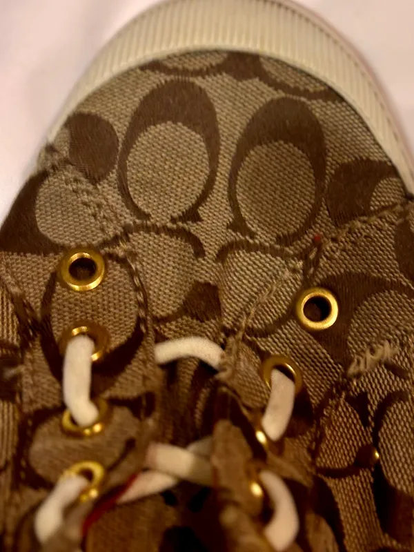 Vintage Coach Signature C Sneaker Shoes Bug Butterfly Patch Size 9B - Image 6