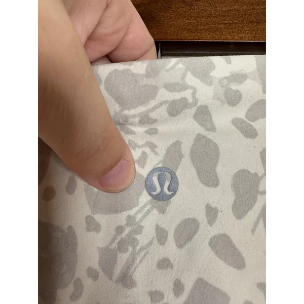 Lululemon Align High-Rise Short 6 Cheetah Camo Antique White Multi Size 2 - Image 5