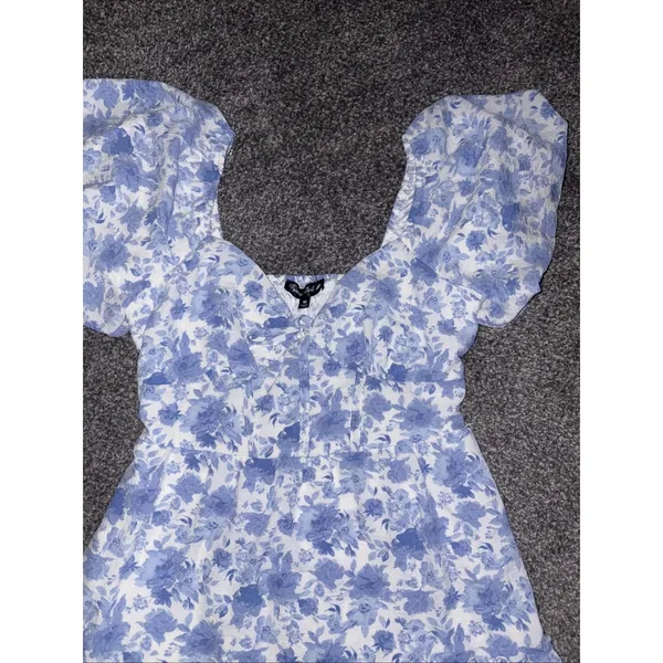 Crystal Doll Women's Floral Dress Size Medium - Image 2