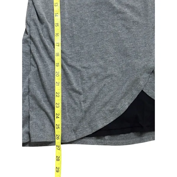 Motherhood Nursing Top Medium Gray 3/4 Sleeve Asymmetrical Hem Stretch Maternity - Image 5