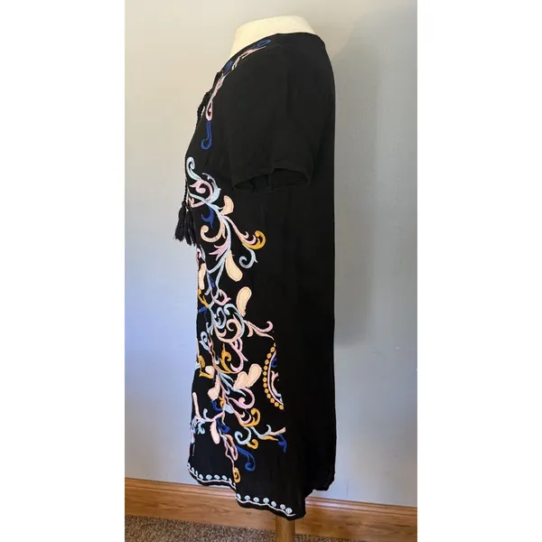 Skies Are Blue Dress Size Small Black Embroidered Shift Boho‎ Floral Feminine - Image 5
