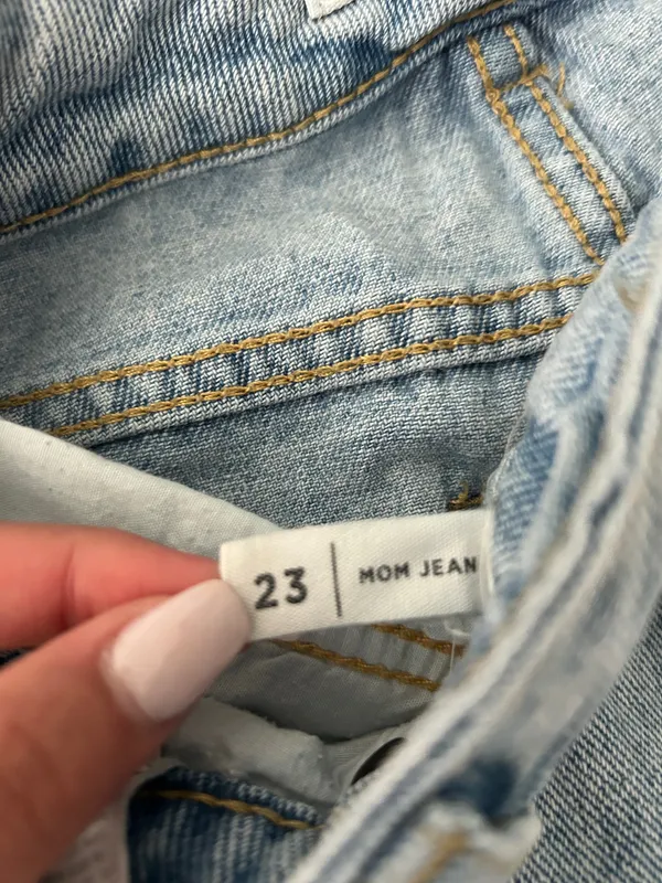 PacSun Mom Jeans - Image 4
