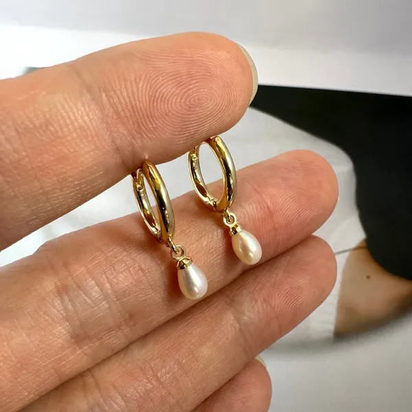 Elegant White Pearl Dangle Drop Earrings for Women - Image 3