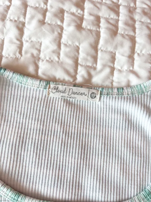 Cloud Dancer Heathered Green Square Neck Top Size XS - Image 3