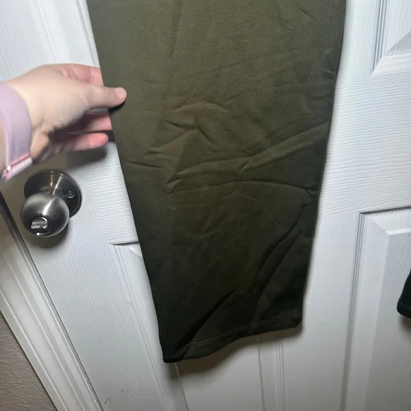 Naked Wardrobe Olive Green High Waisted Straight Leg Sweatpants XS lounge comfy - Image 3