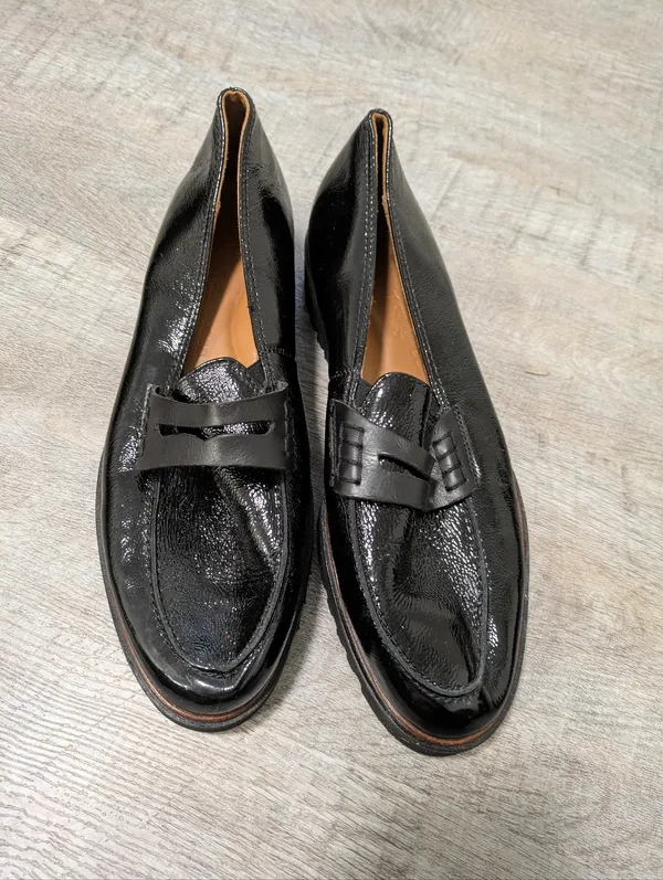 Paul Green Black Patent Leather Carmel Loafers Size 6.5 - Image 2