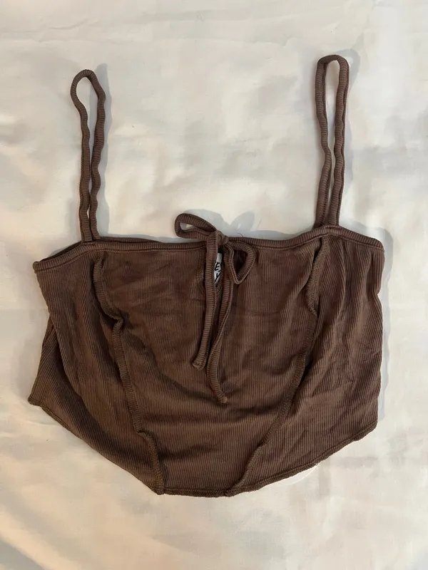 Princess Polly Crop Top - Image 2