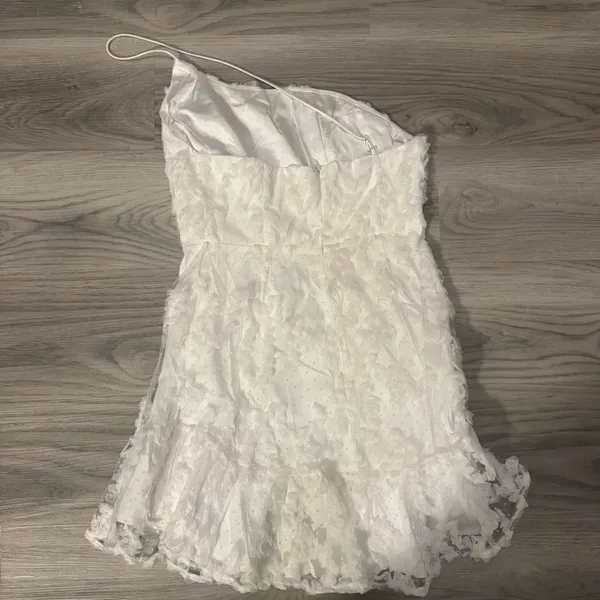 Selfie Leslie Women’s Large One Shoulder White Mini Lace Dress NWT - Image 8