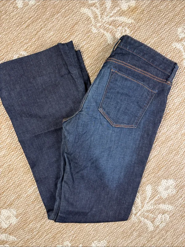 Banana Republic Dark Indigo flare -Leg Jeans - Image 3