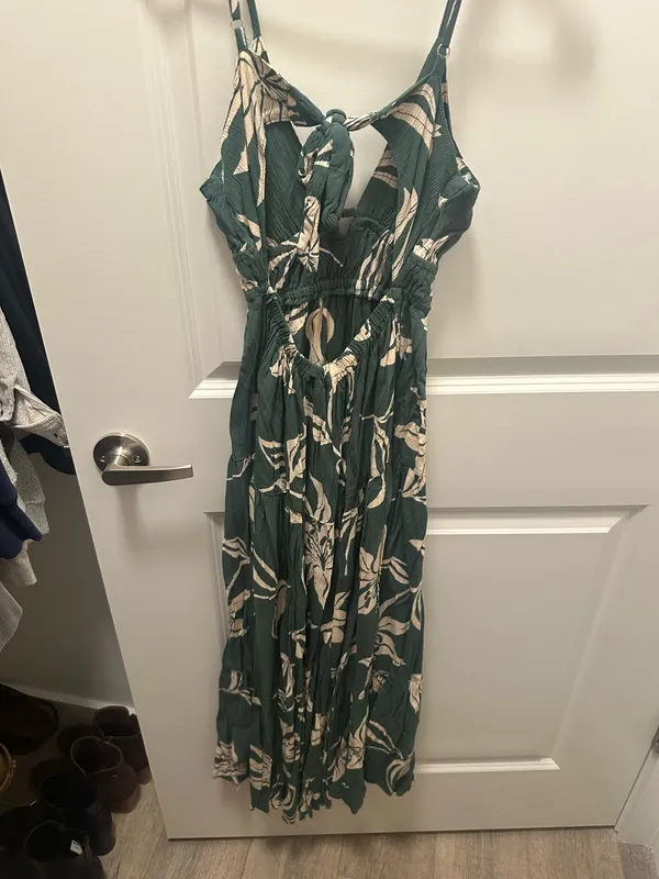 Green Floral Maxi Dress - Image 3