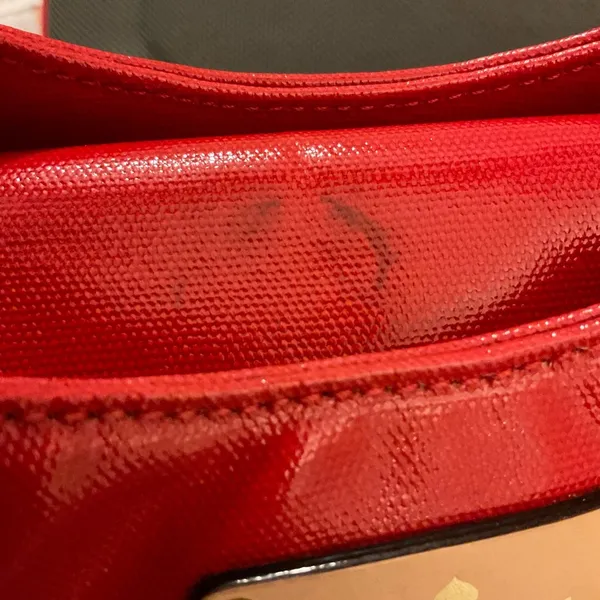 This is a cool stylish Kate spade red leather handbag - Image 7