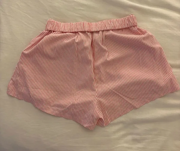 Pink pinstripe shorts Size M - Image 2