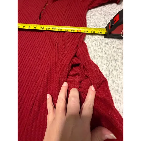 New In Small Red Waffle Knit V Neck Short Sleeve Button Detail Dress - Image 3