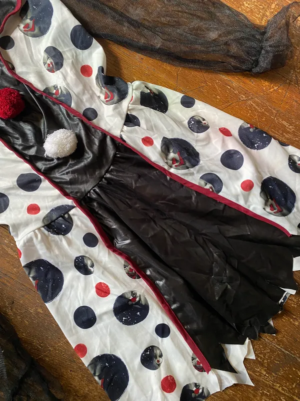 Spirit Halloween Twisted Clown Size L - Image 4