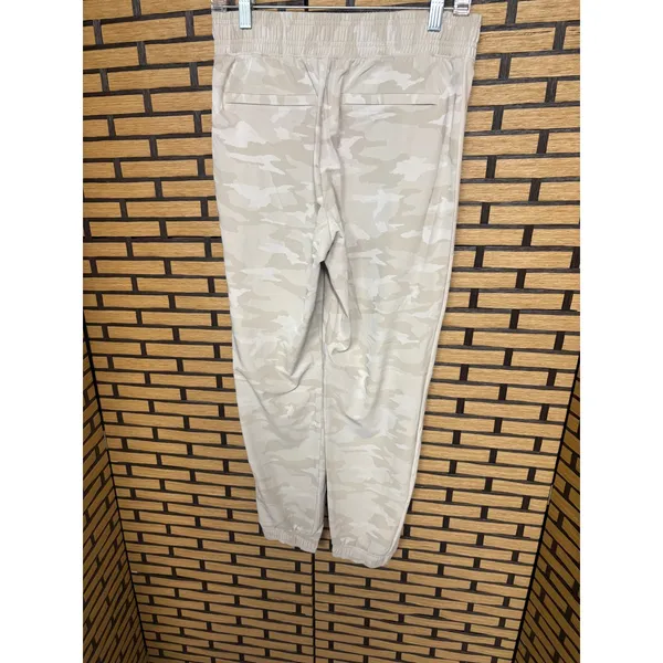 Athleta Tan‎ Camo Pants Size 4 - Image 5