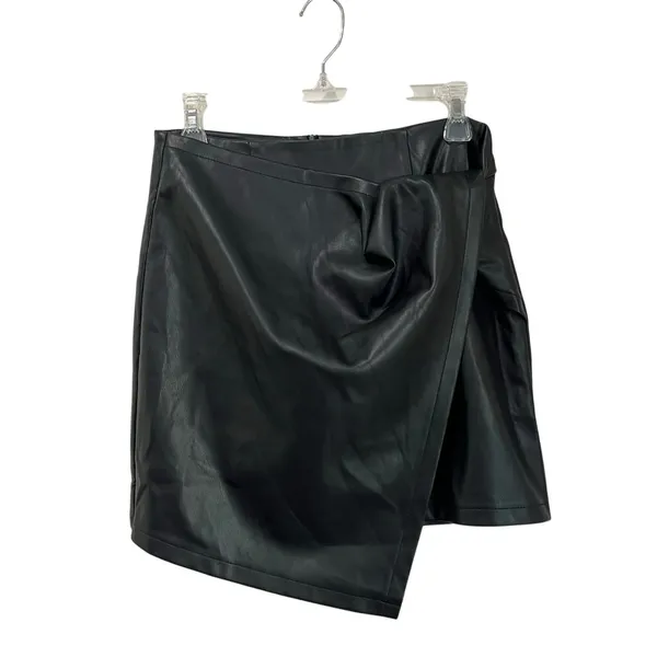 Vero Moda Faux Leather Mini Skirt Size S Black Wrap‎ Style Y2K Grunge - Image 2