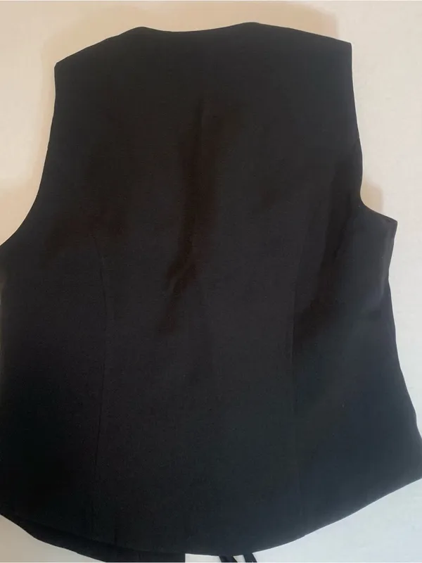 Elliatt Black Lace-Up Sleeveless Calvacade Top Revolve Ladies Size Medium - Image 7