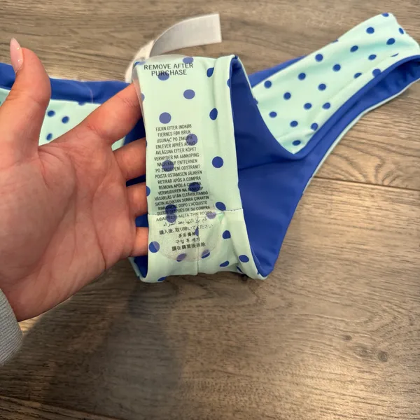 Hollister reversible polkadot swimsuit - Image 7