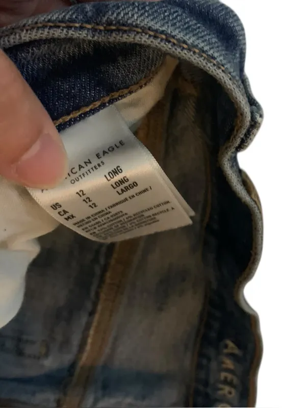 American Eagle Asymmetrical Waist Baggy Jeans size 12 Long - Image 5