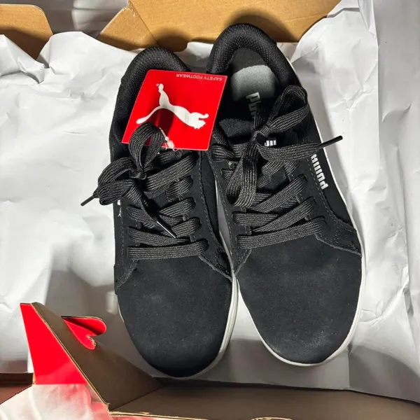 Puma Sneakers - Image 2