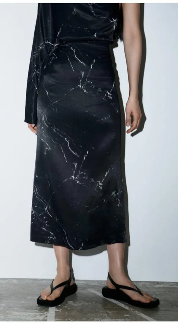 NWT Marble Printed Midi Pencil Skirt in Black XS - Image 4