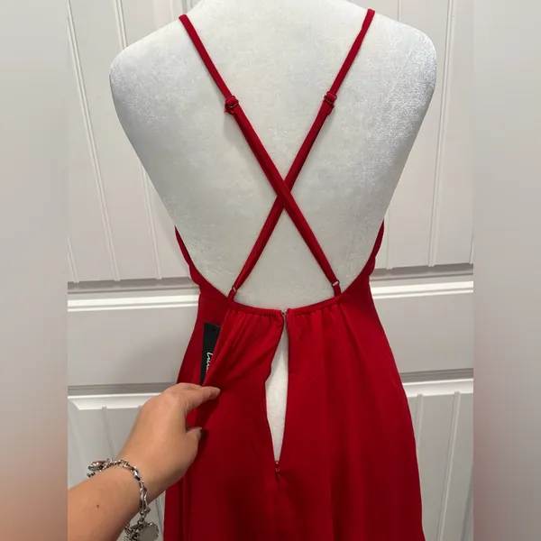🆕 Lulu's Strapless Red Dress Size M - Image 5
