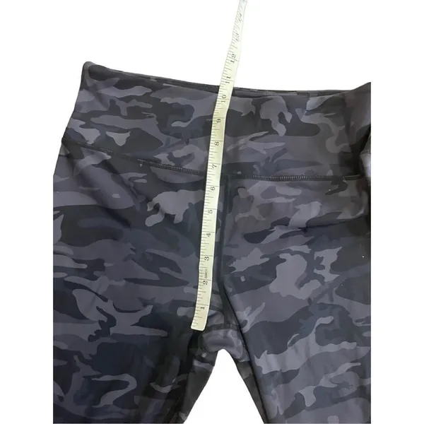 Zyia womens black gray camo 7/8 length‎ athletic leggings yoga pants sz 8-10 - Image 4