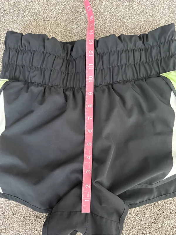 Avia Women’s M 8-10 Black Neon Green Colorblock Running Athletic Shorts - Image 7
