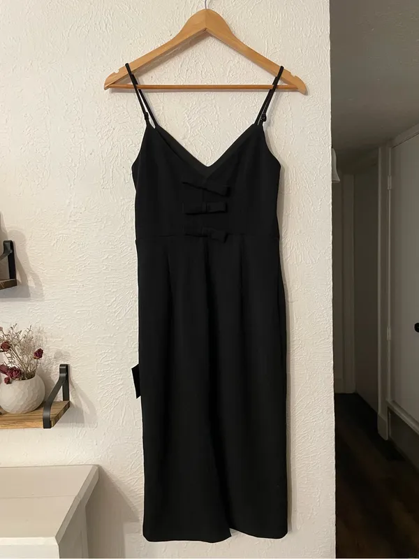 NWT Lulus You're a Gift Black Bow Back Bodycon Midi Dress Spaghetti-Strap Medium - Image 5