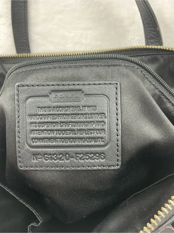 Coach Black Leather Satchel with Adjustable Strap c19 - Image 7