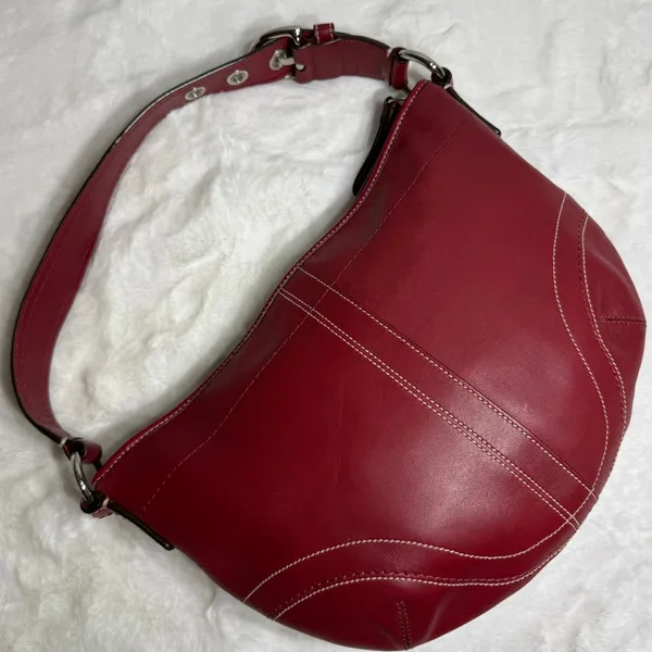 Y2k COACH F10908 Red Solo Hobo Shoulder Bag - Image 2