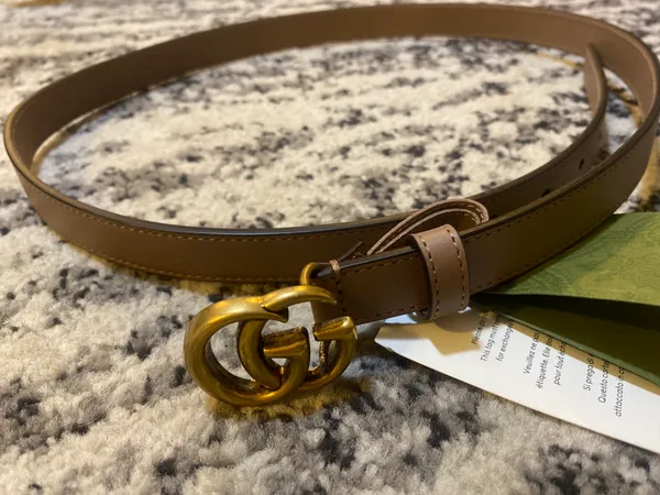 Gucci Leather Belt with Double G Buckle Size 90/36 - Image 4