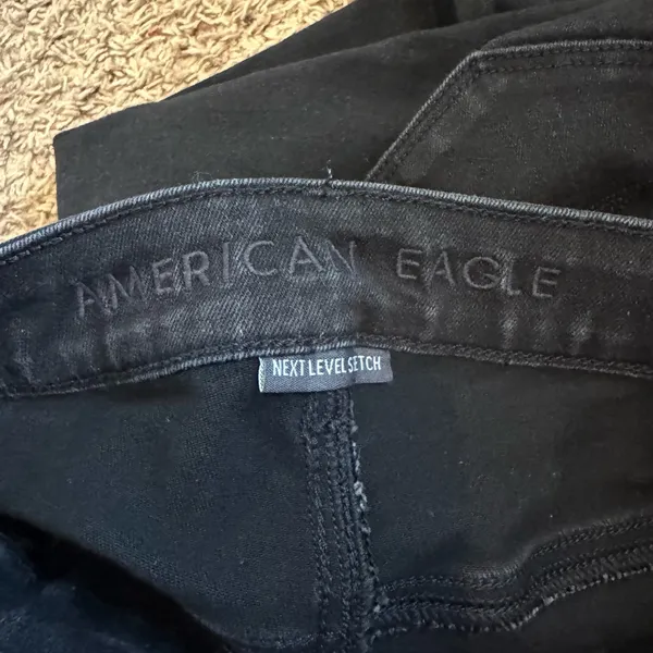 American Eagle Outfitters Distressed Black Hi-Rise Jeggings size 2 Short - Image 10