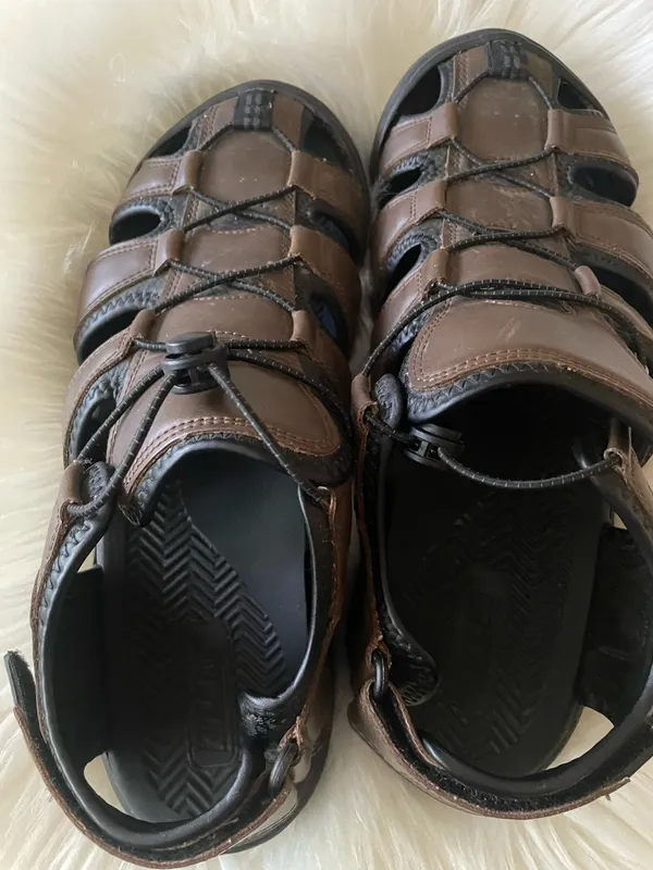 Khombu Men’s Travis Brown Black Fisherman Sandals Outdoor Hiking Walking - Image 10
