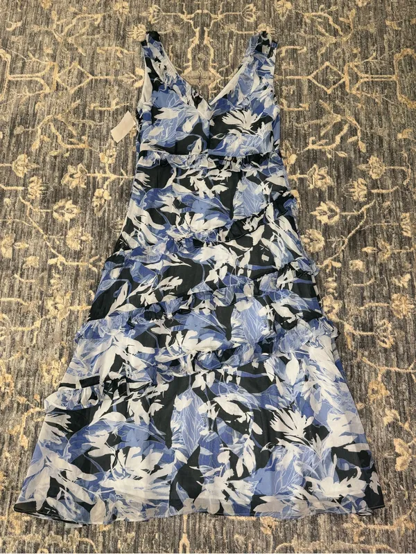 NWT Chelsea28 Blue Floral Tiered Ruffle Chiffon Midi Dress Size Small - Image 4