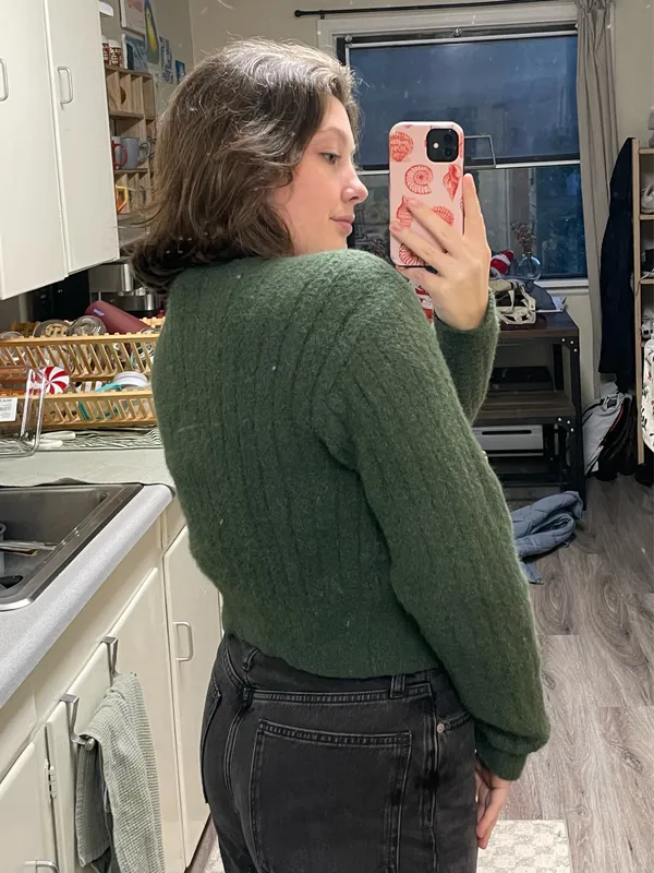 Urban Outfitters Green Cardigan - Image 3