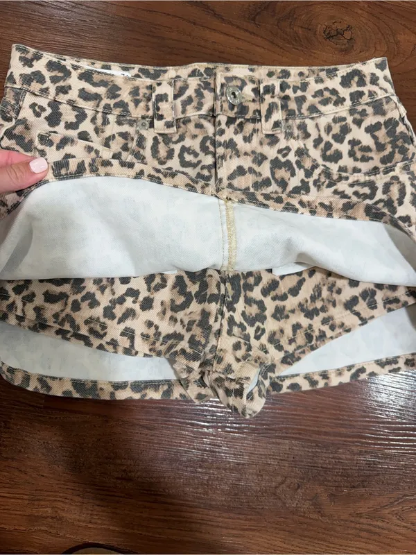 NWOT Stradivarius Denim Skort - Image 2