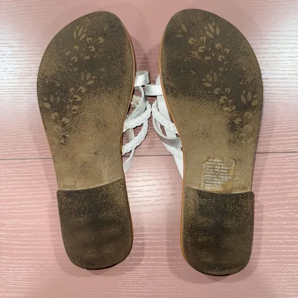 Sonoma Goods for Life White & Tan Flip Flop Sandal Thongs Size medium - Image 4