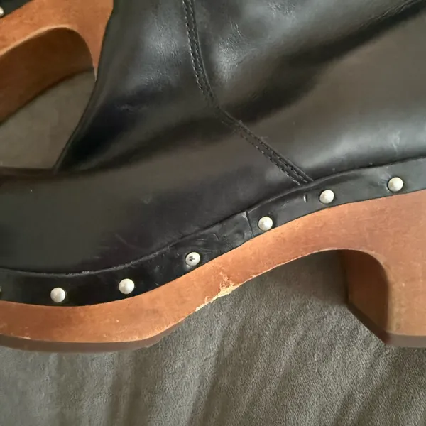 UGG Lynnea Black Leather Shearling Clog Boots with Wood Platform - Image 3