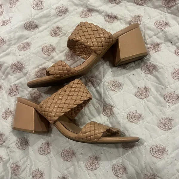 A New Day Women's Tan Woven chunky Sandal - Image 2