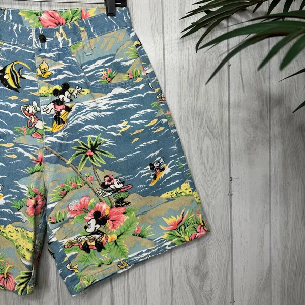 Disney Mickey by Jerry Leigh Vintage Longline Bermuda Mom Shorts size 11/12 - Image 6