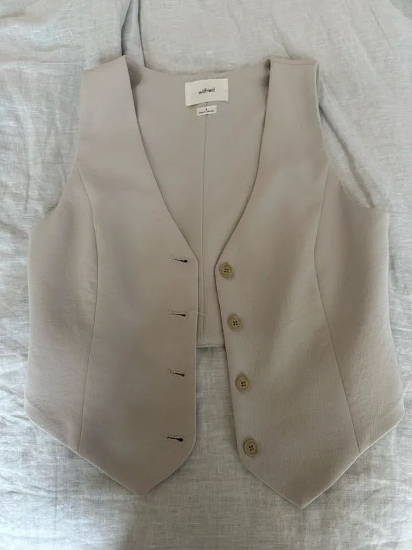 Aritzia Wilfred Vest Blazer - Image 5