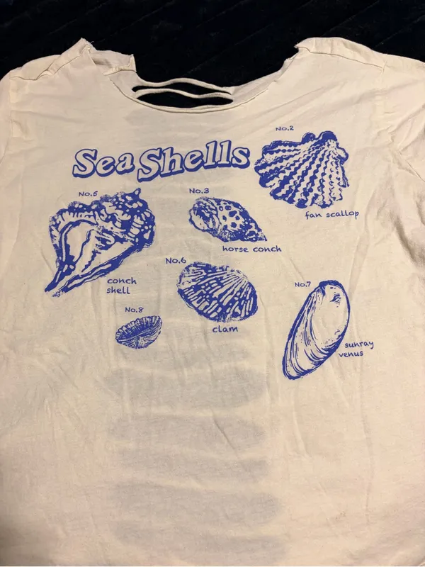 White Tee with Blue Sea Shells Graphic - Image 3