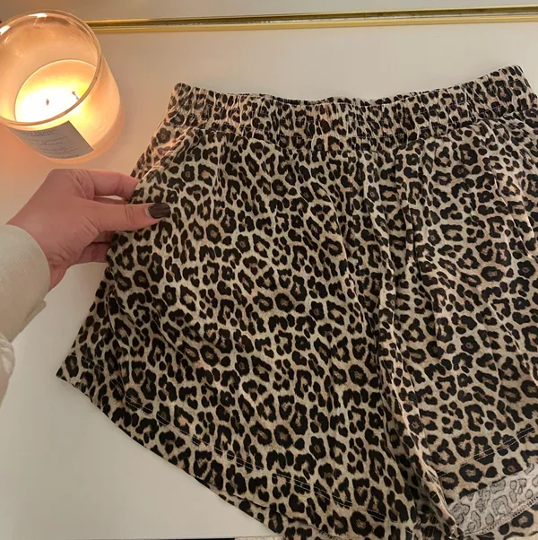 leopard shorts - Image 2