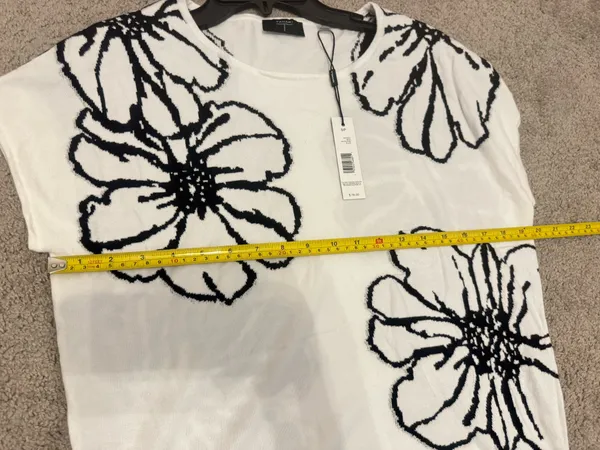 Tahari Floral Sweater Shirt in White Size Small - Image 5