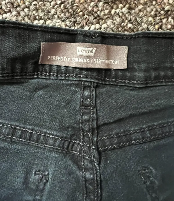 Levi’s Vintage Mom Jeans - Image 2