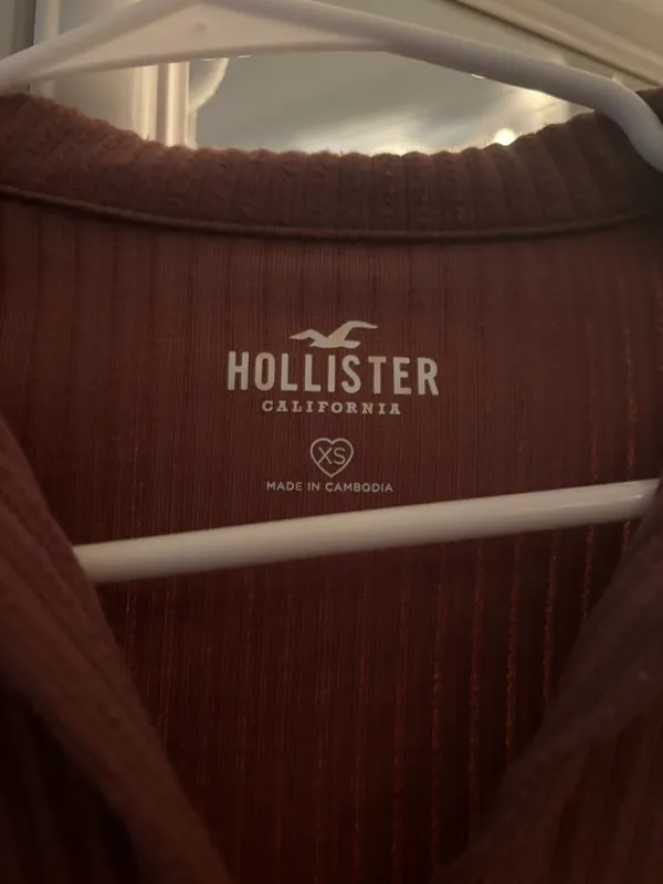 Hollister Wrap Sweater - Image 2