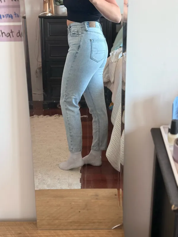 American Eagle Jeans - Image 3